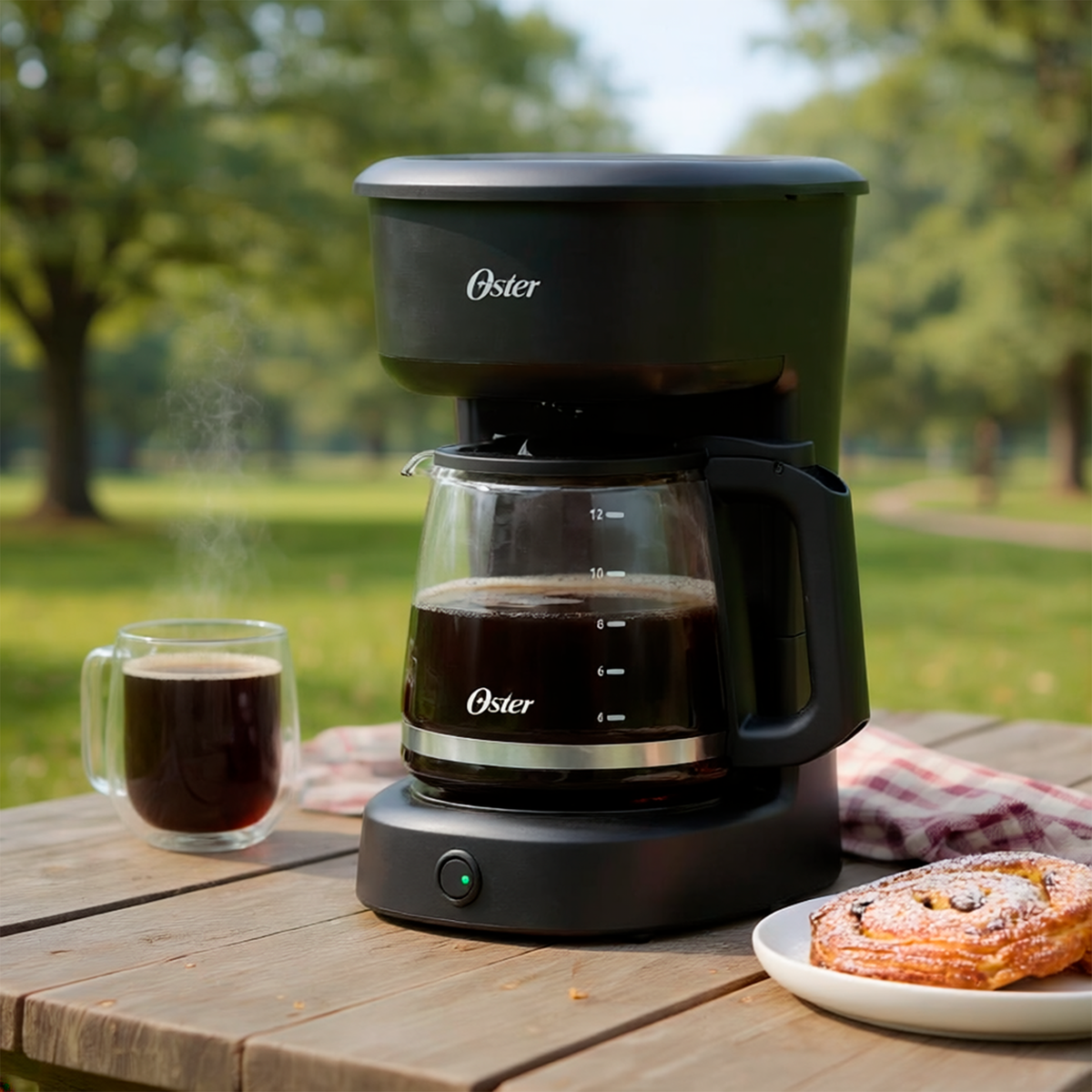 Cafetera Oster 12 Tazas Negra